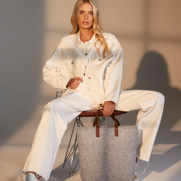 Premium Felt Tote Thumbnail